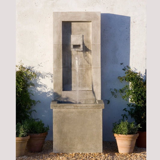 Campania International Moderne Fountain . Garden fountain. Wall Fountain